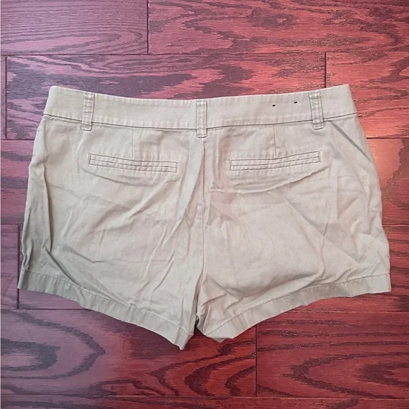 J. Crew 3” Shorts - Picture 2 of 5